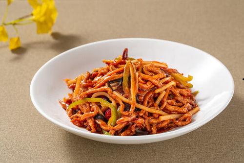 国产肉丝,传承美味，创新发展的民族美食传奇-第1张图片-今日吃瓜4